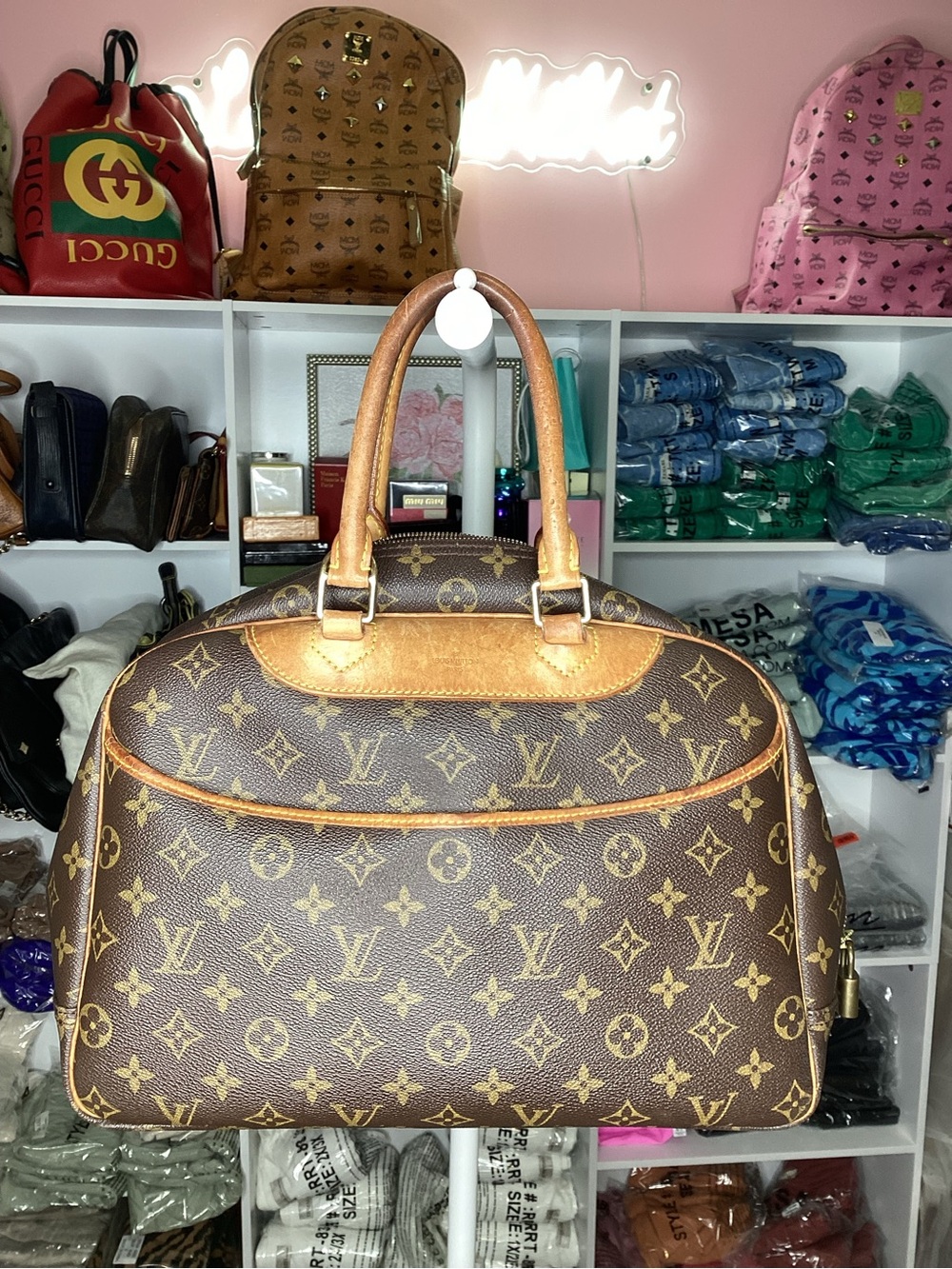 LOUIS VUITTON DANVILLE BROWN MONOGRAM TOP HANDLE BRIEFCASE - Picture 2 of 6